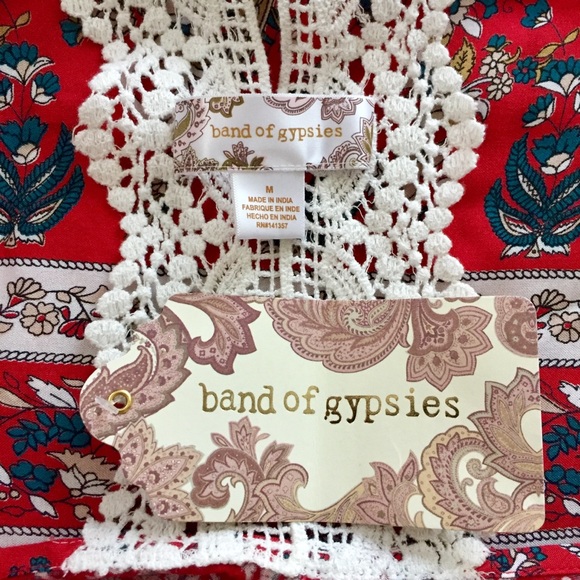 Band of Gypsies - High Neck Crochet Back Festival - Picture 7 of 8